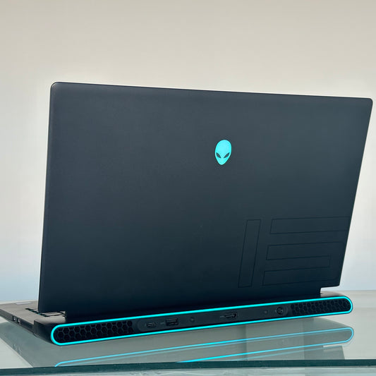 Alienware M15 R6